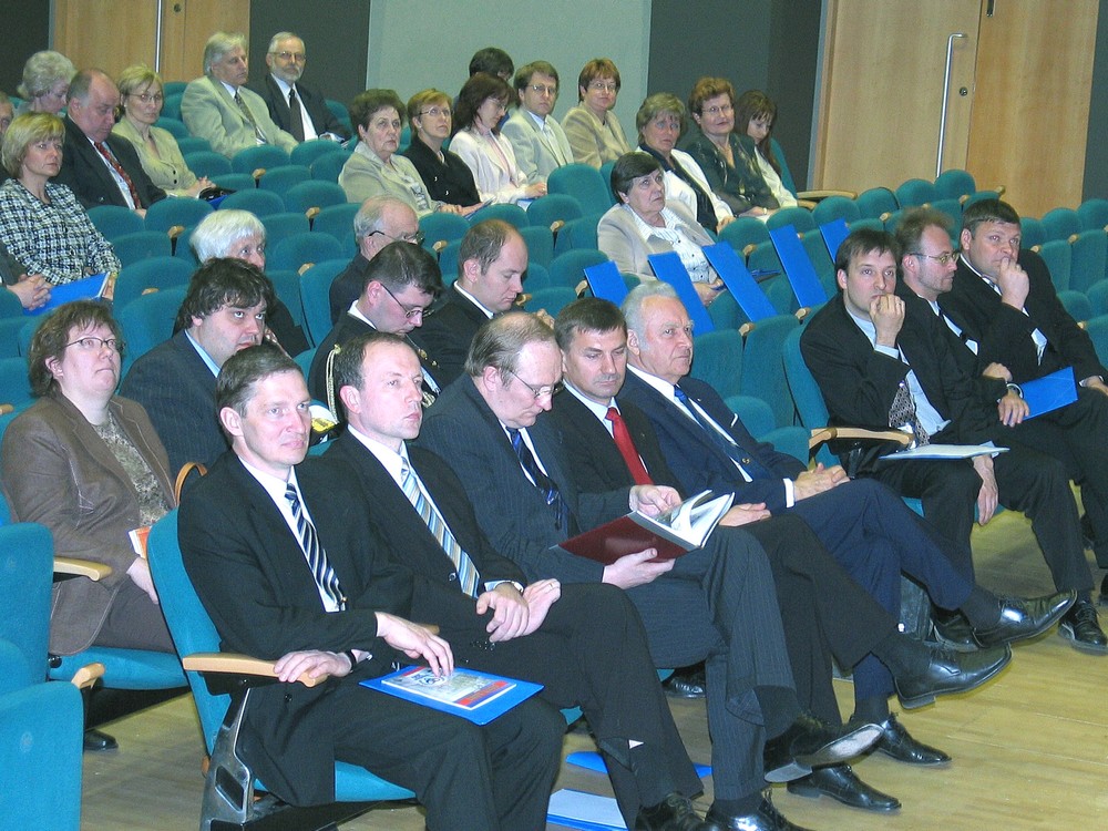 lk8 konverents2004