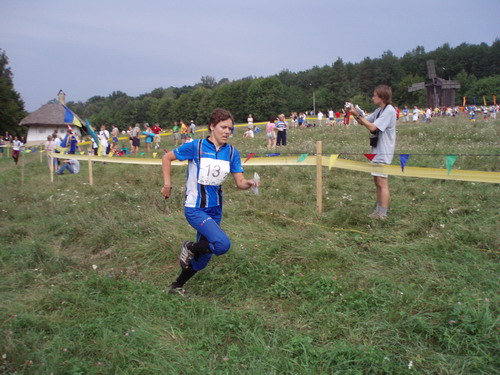 Merike Vanjuk 2007. aastal võistlusel Kiievis. Foto: erakogu.