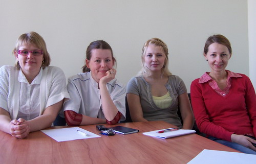 Psühhiaatriakliiniku une- ja ärevushäirete keskuse õed 2009. aastal: (vasakult) Ketlin Veeväli, Merle Taevik-Valk, Tuuli Vene ja Birgit Aumeste.